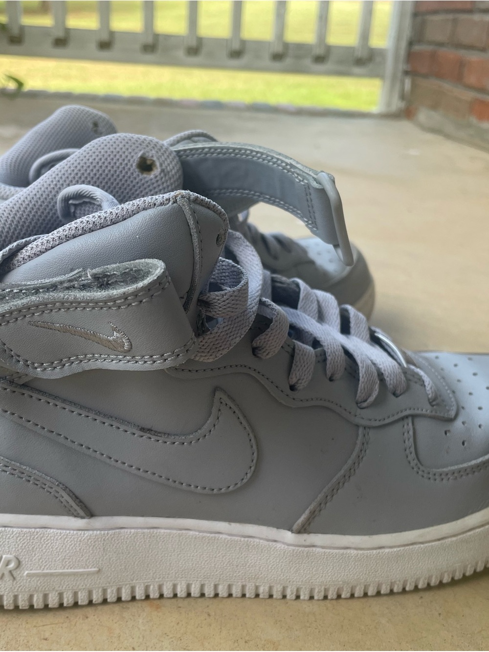 Nike Kids Light Gray High-Top Sneakers with Strap